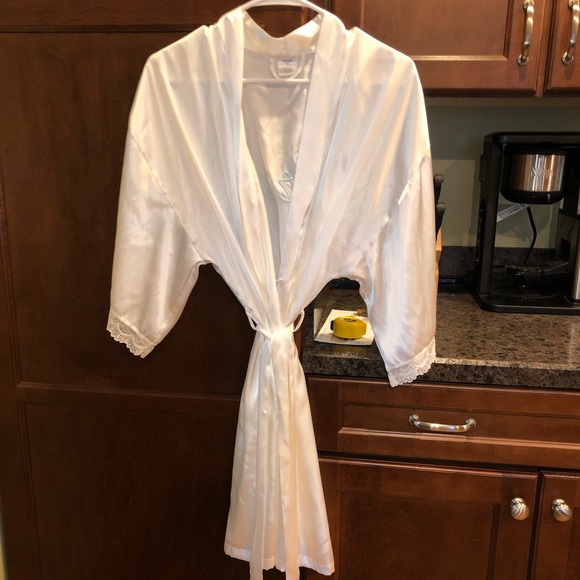 Apt 9 Bride Robe - Med - Picture 7 of 9